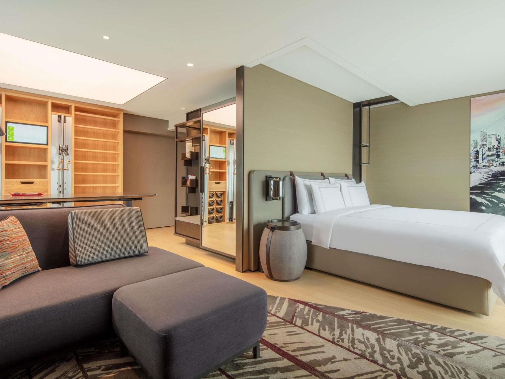 Swissotel The Stamford Hotel