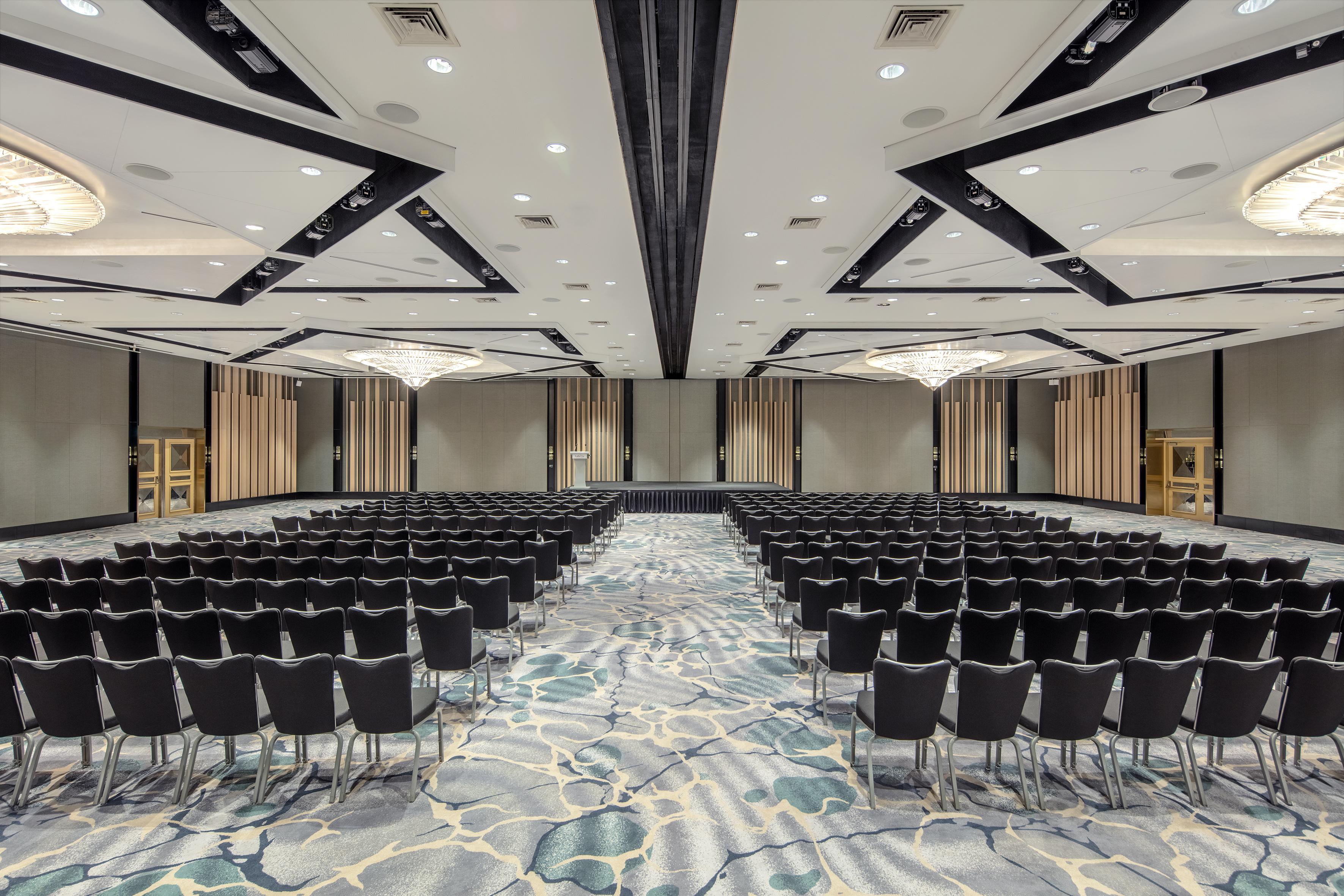 Swissotel The Stamford 5* Singapur