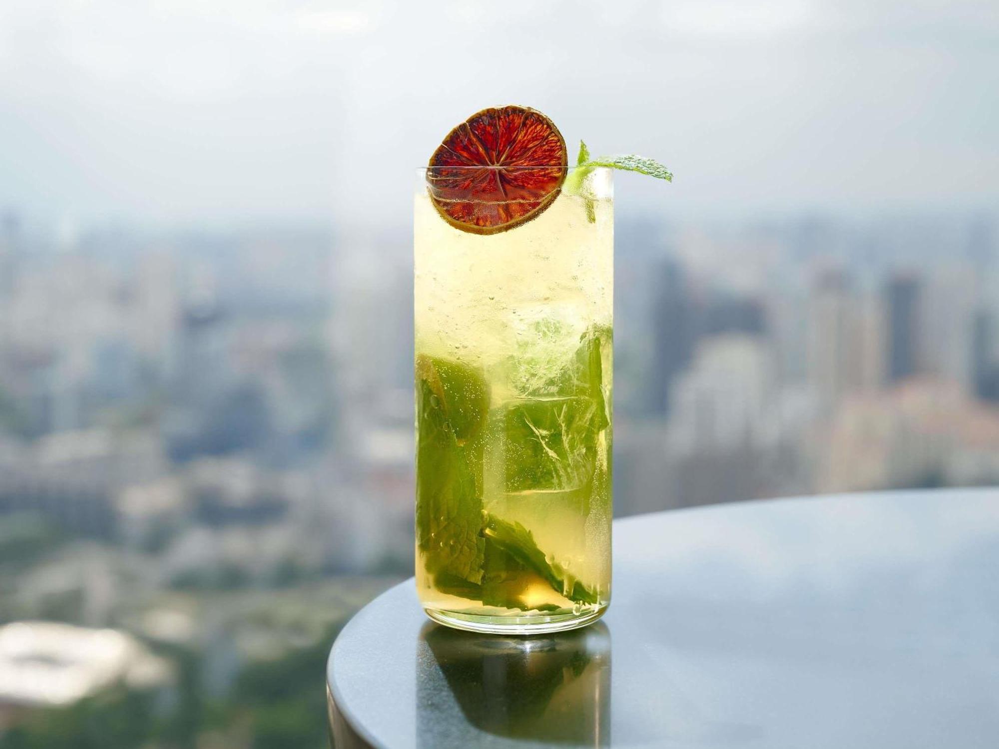 Swissotel The Stamford 5* Singapur